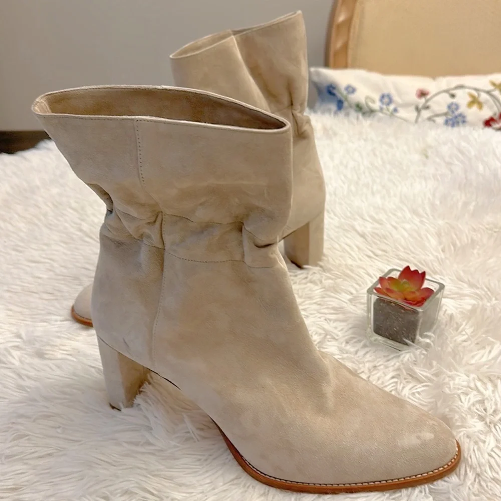 $775 Marion Parke Lola Suede Pull On Luxury Ankle Bootie women size 42